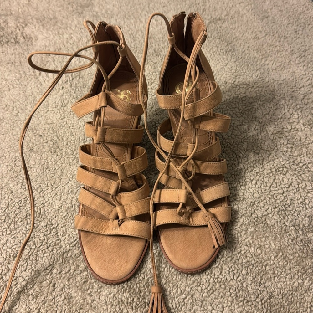 Gianni Bini Women’s Leather Dress Shoes 9.5